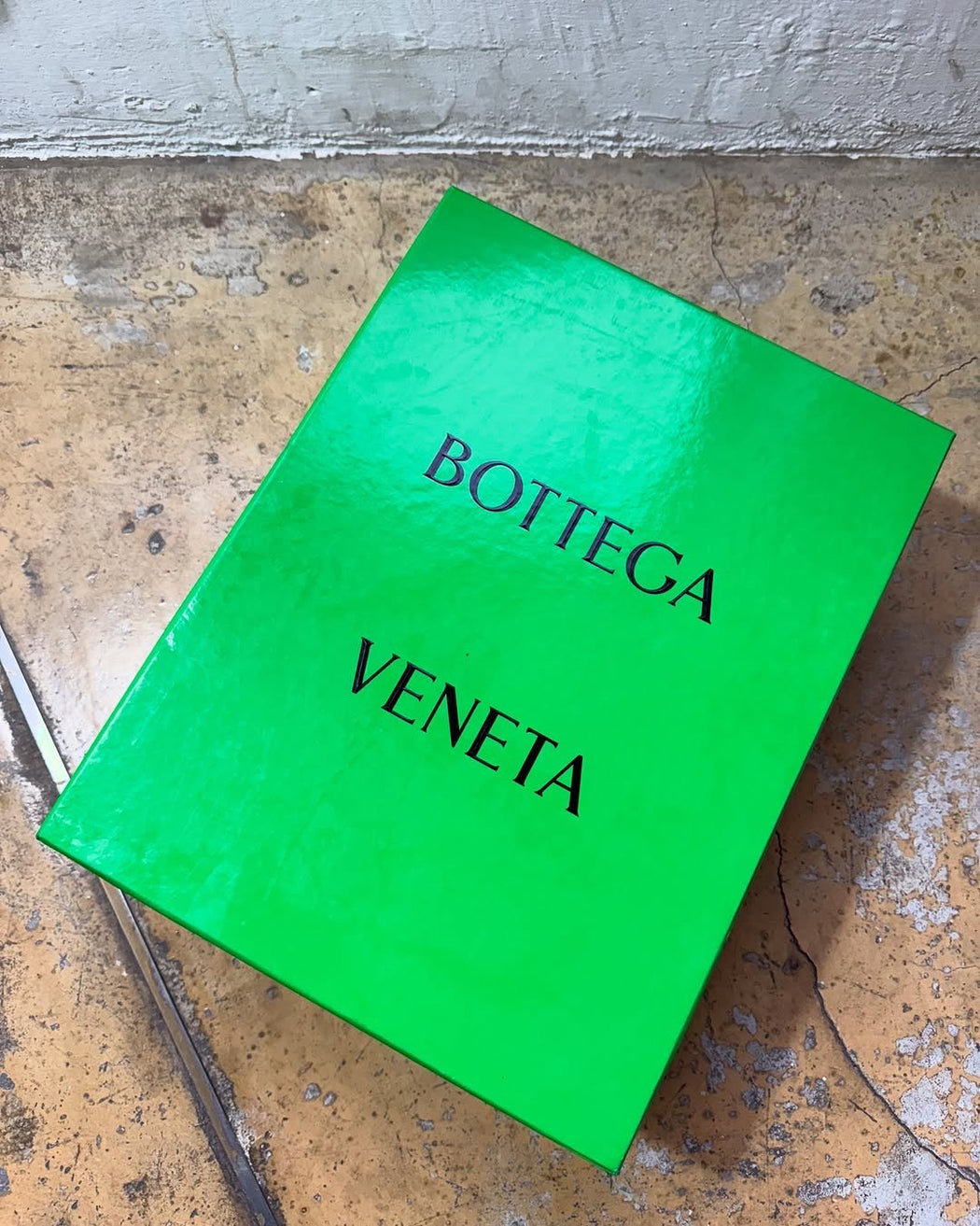 BOTTEGA VENETA BLACK LOW TIRE BOOTS