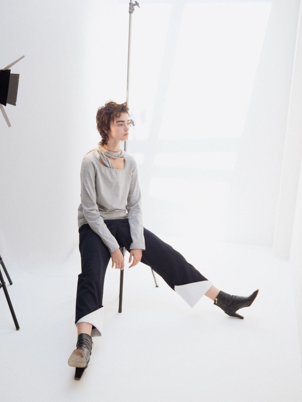 Ribbon Tie Long T-shirt - Grey