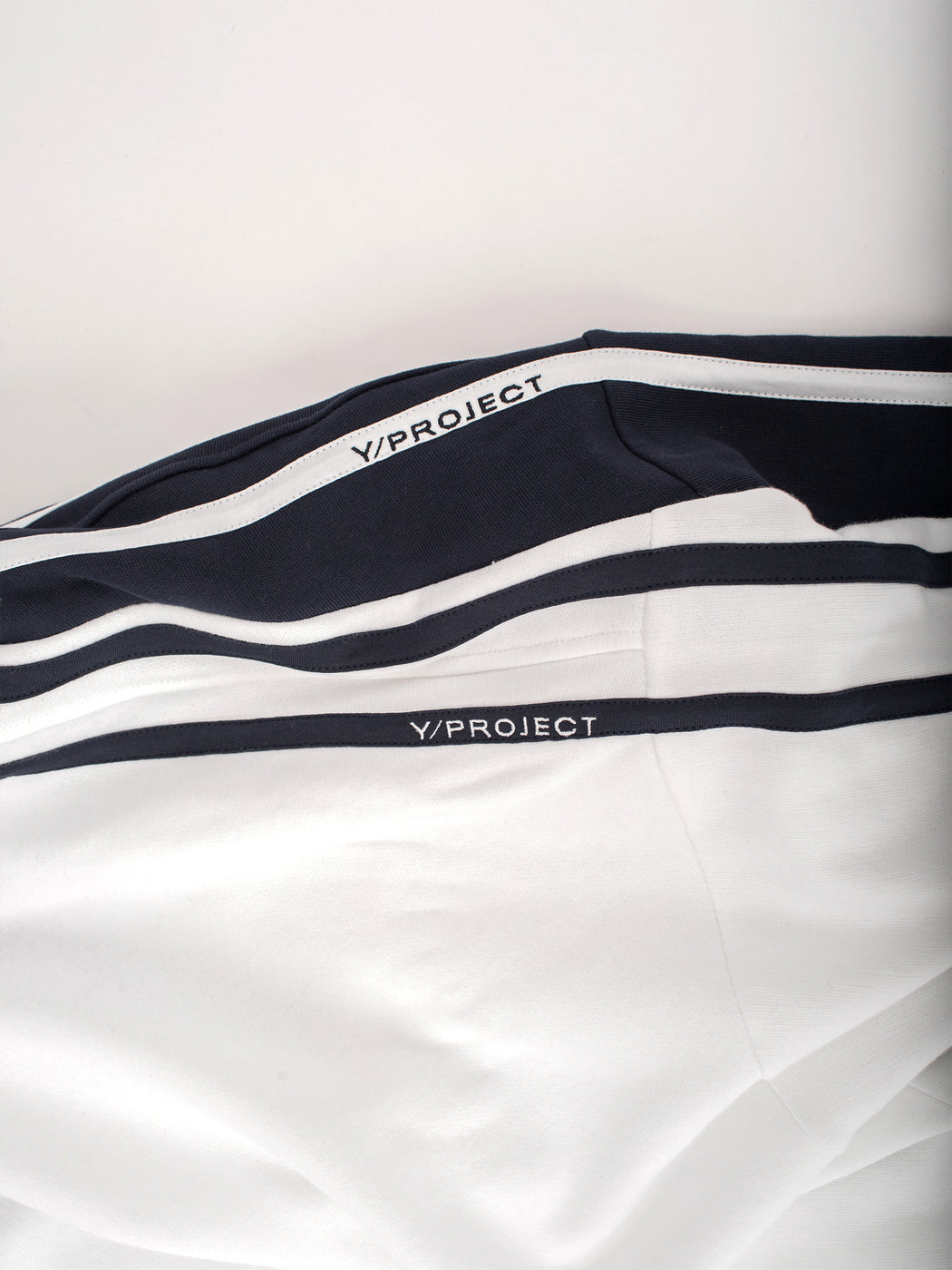 Double Sweater - Navy/White