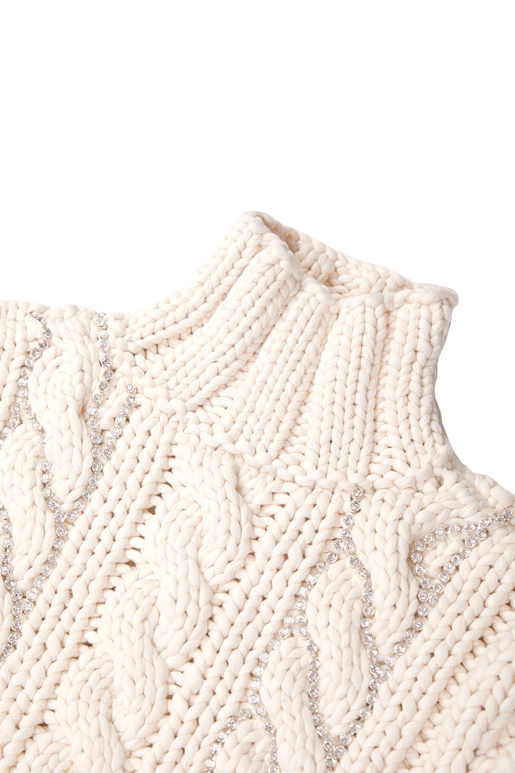 Cropped Cable Knit Sweater - White