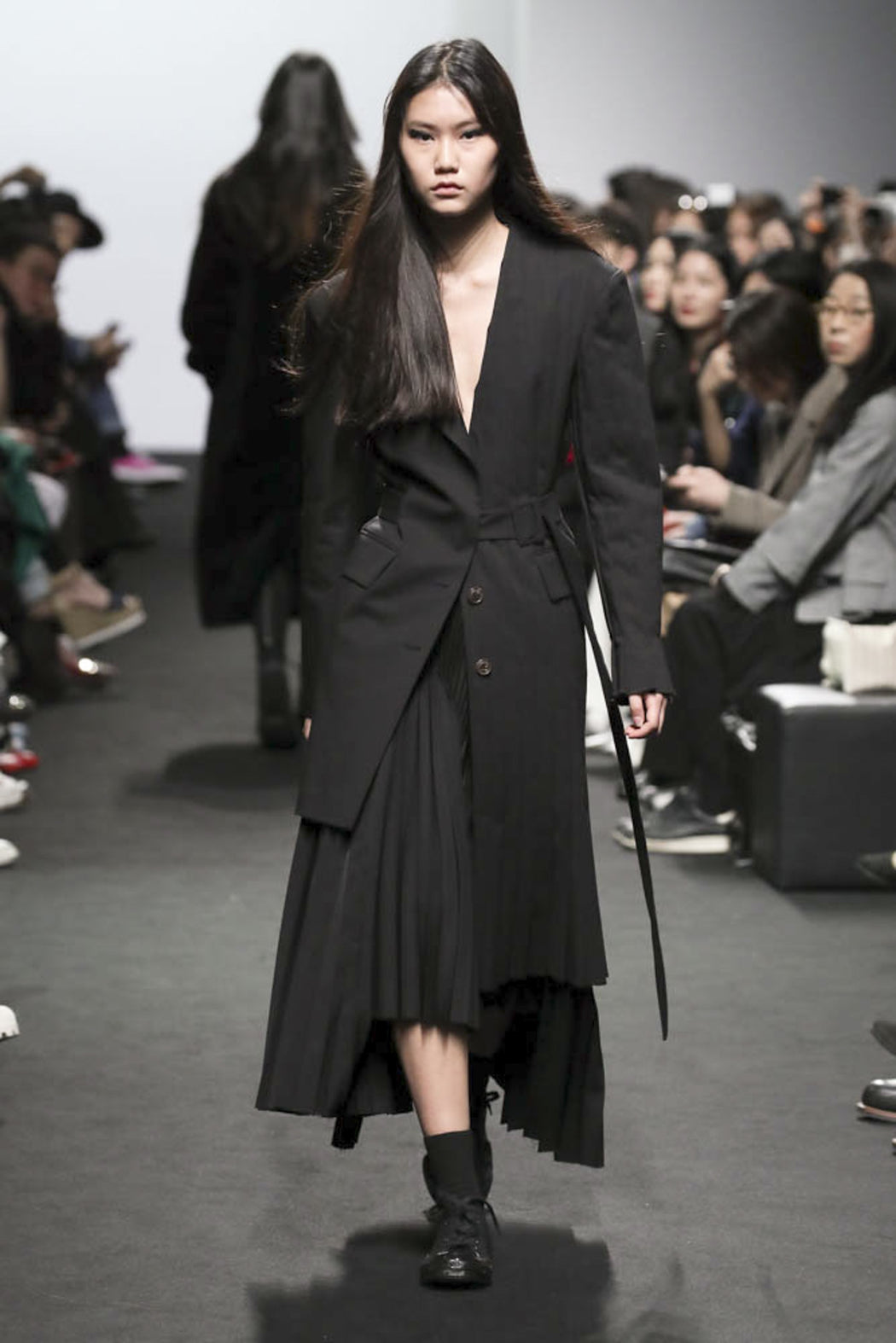 Unbalanced Hem Skirt - Black