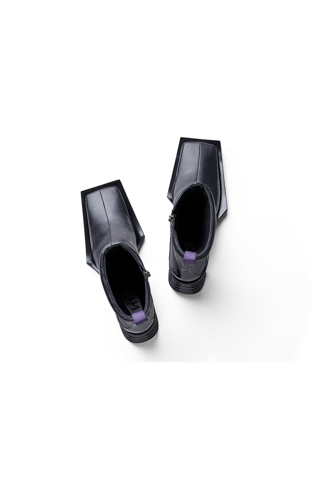 Gaia Leather - Black