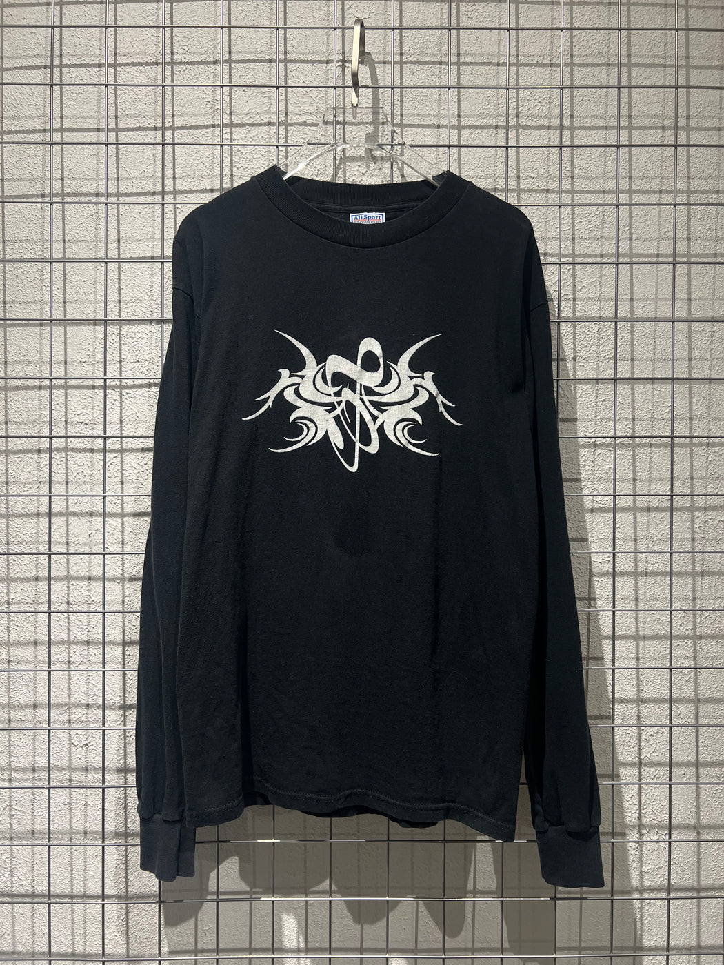 VTG All Sport Tribal Graphic Long Sleeve
