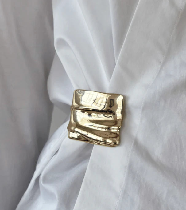 Sundra Brooch - Gold