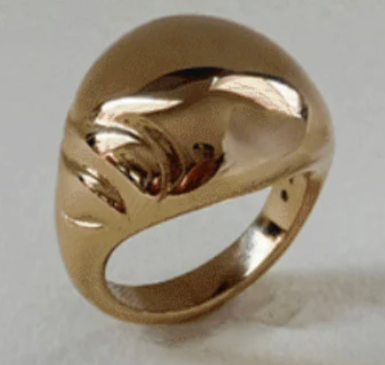 Nelle Ring
