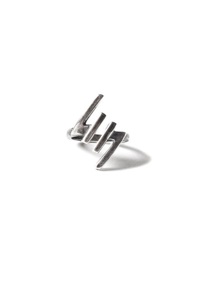 HS Logo Ring — CLASH